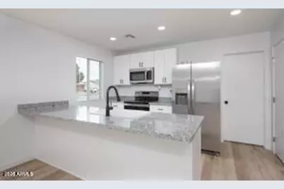 6616 S 22nd Place, Phoenix, AZ 85042 - Photo 1
