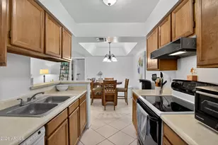 10610 S 48th St, Phoenix, AZ 85044 - Photo 10