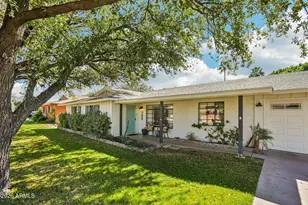 709 E Winter Dr, Phoenix, AZ 85020 - Photo 1