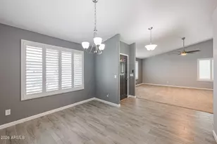 11059 W Irma Ln, Peoria, AZ 85373 - Photo 10