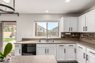 25541 W Winslow Avenue, Buckeye, AZ 85326 - Photo 16