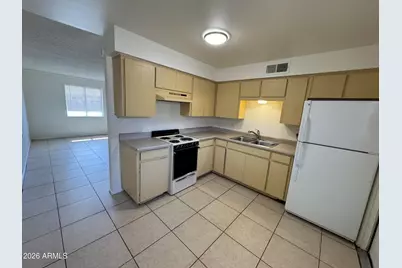 10831 N 18th Avenue, Phoenix, AZ 85029 - Photo 4