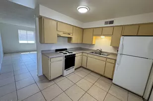 10831 N 18th Ave, Phoenix, AZ 85029 - Photo 4