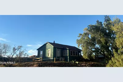 180 W Santa Cruz Street, Wickenburg, AZ 85390 - Photo 1