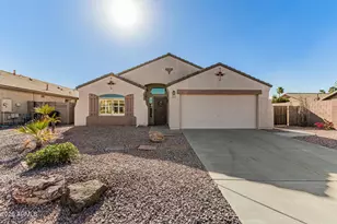 6710 S 4 Peaks Pl, Chandler, AZ 85249 - Photo 1