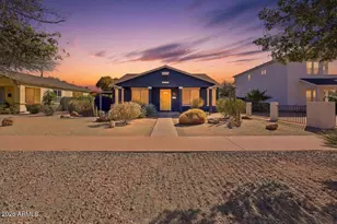 621 N 11th Ave, Phoenix, AZ 85007 - Photo 1