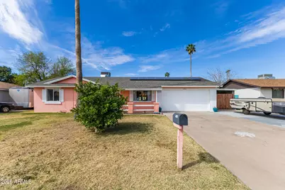 11012 N 42nd Avenue, Phoenix, AZ 85029 - Photo 1