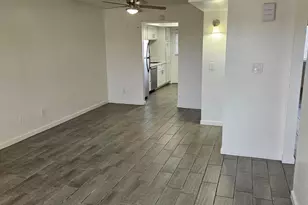 3810 E Earll Dr, Phoenix, AZ 85018 - Photo 1