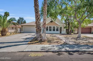 325 E Mitchell Dr, Phoenix, AZ 85012 - Photo 1
