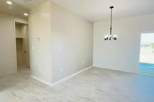 38134 W Rancho Dr, Tonopah, AZ 85354 - Photo 8