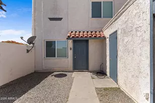 5202 N 42nd Ln, Phoenix, AZ 85019 - Photo 1