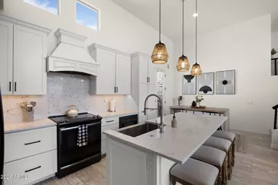 15221 N Clubgate Drive #2064, Scottsdale, AZ 85254 - Photo 1