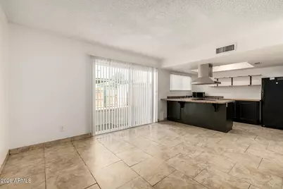 3109 W Harmont Drive, Phoenix, AZ 85051 - Photo 8