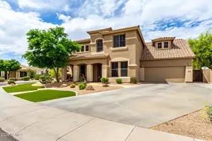 8374 W Rosewood Ln, Peoria, AZ 85383 - Photo 1