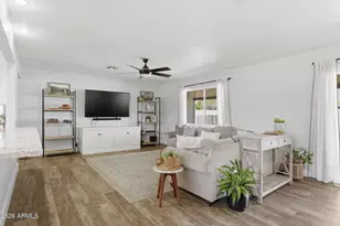 962 E 8th Pl, Mesa, AZ 85203 - Photo 1