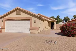 3108 W Salter Dr, Phoenix, AZ 85027 - Photo 1
