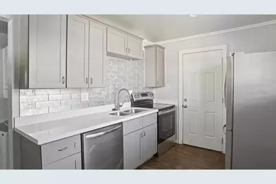 3426 N Miller Road #Apt 8, Scottsdale, AZ 85251 - Photo 1