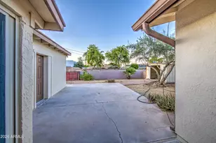 1258 W Manhatton Dr, Tempe, AZ 85282 - Photo 34