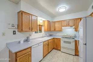1258 W Manhatton Dr, Tempe, AZ 85282 - Photo 10