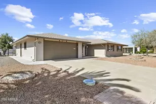 9518 W Oakstone Dr, Sun City, AZ 85351 - Photo 1