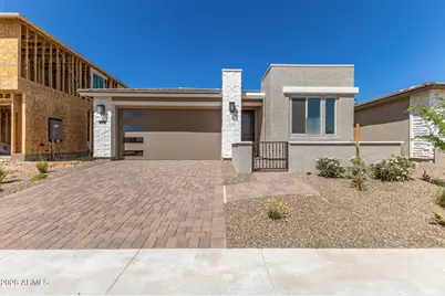 15862 W Vogel Avenue, Goodyear, AZ 85338 - Photo 1