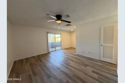 302 E Monte Vista Road #D4, Phoenix, AZ 85004 - Photo 1
