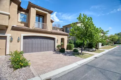 3432 E Lions Street, Phoenix, AZ 85018 - Photo 1