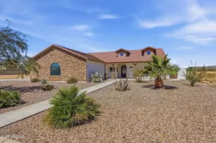 10276 W Mustang Dr, Casa Grande, AZ 85194 - Photo 1