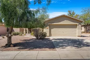 5242 S Dove Hollow, Buckeye, AZ 85326 - Photo 2