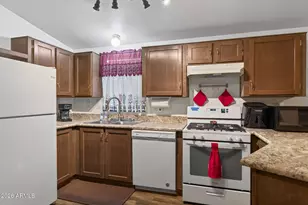 342 S 40th St, Mesa, AZ 85206 - Photo 2
