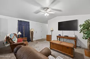 342 S 40th St, Mesa, AZ 85206 - Photo 4