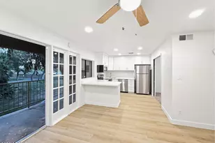 18811 N 19th Ave, Phoenix, AZ 85027 - Photo 2