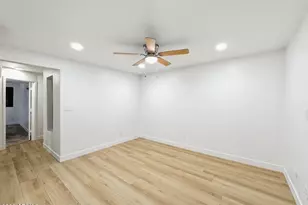 18811 N 19th Ave, Phoenix, AZ 85027 - Photo 8