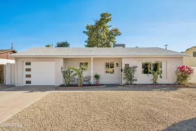 2327 E Weldon Avenue, Phoenix, AZ 85016 - Photo 1