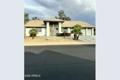 2115 S Lindenwood Avenue, Mesa, AZ 85209 - Photo 1