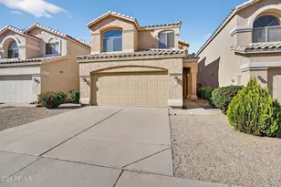 1340 W Wahalla Ln, Phoenix, AZ 85027 - Photo 1