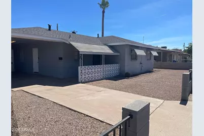 1811 N 44th Street, Phoenix, AZ 85008 - Photo 1