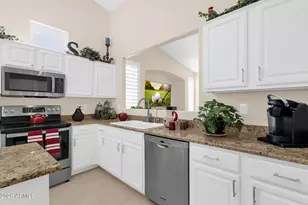 4687 E Mia Ct, Gilbert, AZ 85298 - Photo 4