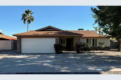 113 W Wagoner Road, Phoenix, AZ 85023 - Photo 1