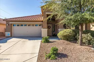 2823 E Questa Dr, Phoenix, AZ 85024 - Photo 1