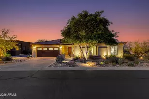 1724 W Steinway Dr, Phoenix, AZ 85041 - Photo 1