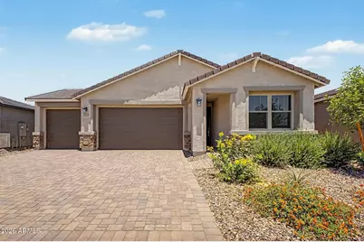 18188 W Elizabeth Avenue, Goodyear, AZ 85338 - Photo 1