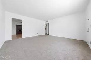126 S Catalina St, Gilbert, AZ 85233 - Photo 8