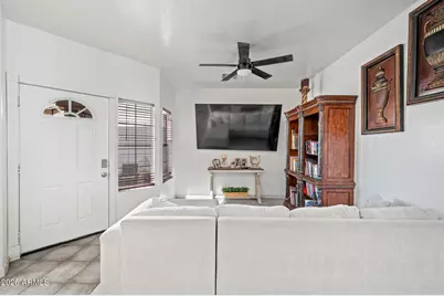 11383 W Pima Street W, Avondale, AZ 85323 - Photo 8