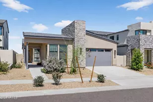 810 E Hopi Trail, Phoenix, AZ 85042 - Photo 1