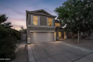 812 E Lovegrass Dr, San Tan Valley, AZ 85143 - Photo 1