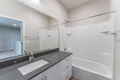432 S 32nd Street #Unit 122, Mesa, AZ 85204 - Photo 1