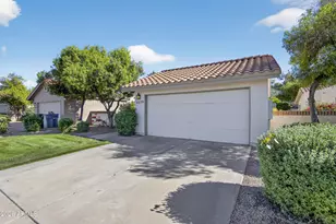 2329 W Ironwood Dr, Chandler, AZ 85224 - Photo 1