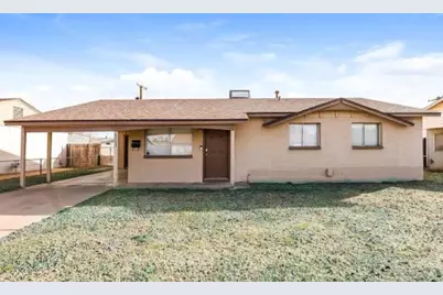 8233 W Indianola Avenue, Phoenix, AZ 85033 - Photo 1