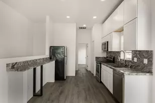 1933 E Monroe St, Phoenix, AZ 85034 - Photo 4